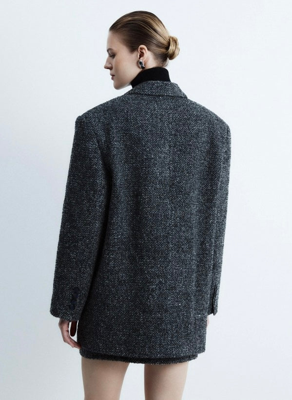 Flip collar woolen coat