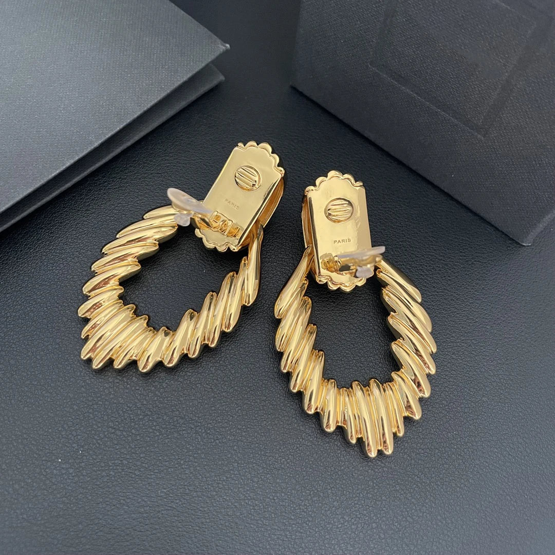 Top Quality Vintage Brass Plated 18K Gold Exaggerated Ear Clip Earrings Luxury Jewelry Woman Designer Brand Trend