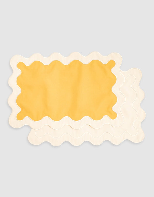 Linen Table Placemat Set with Embroidered Scalloped Edges