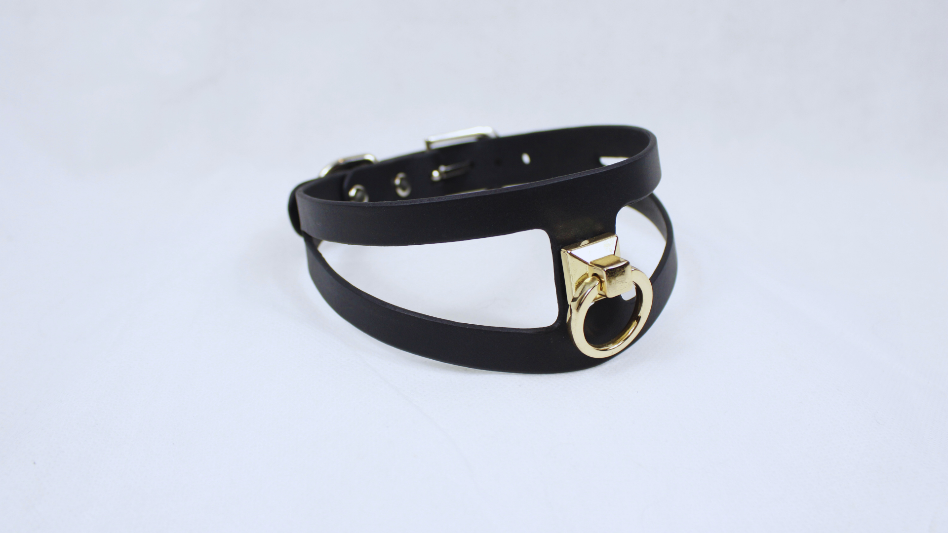 Black Leather BDSM Collar | Minimalist Gothic Submissive Collar