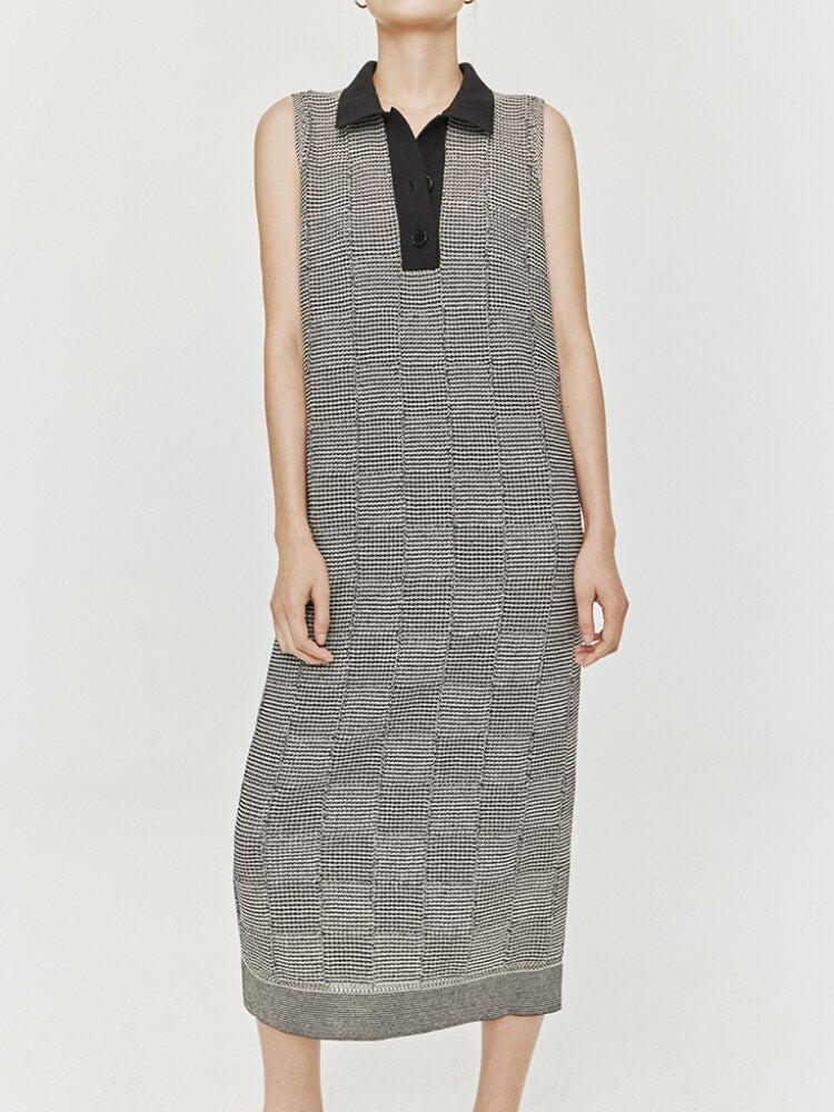 Summer New Japanese Paper Yarn Checkerboard Weave Pattern Knitted V-neck Silhouette Short-sleeved Women Dresses Viscose Robe