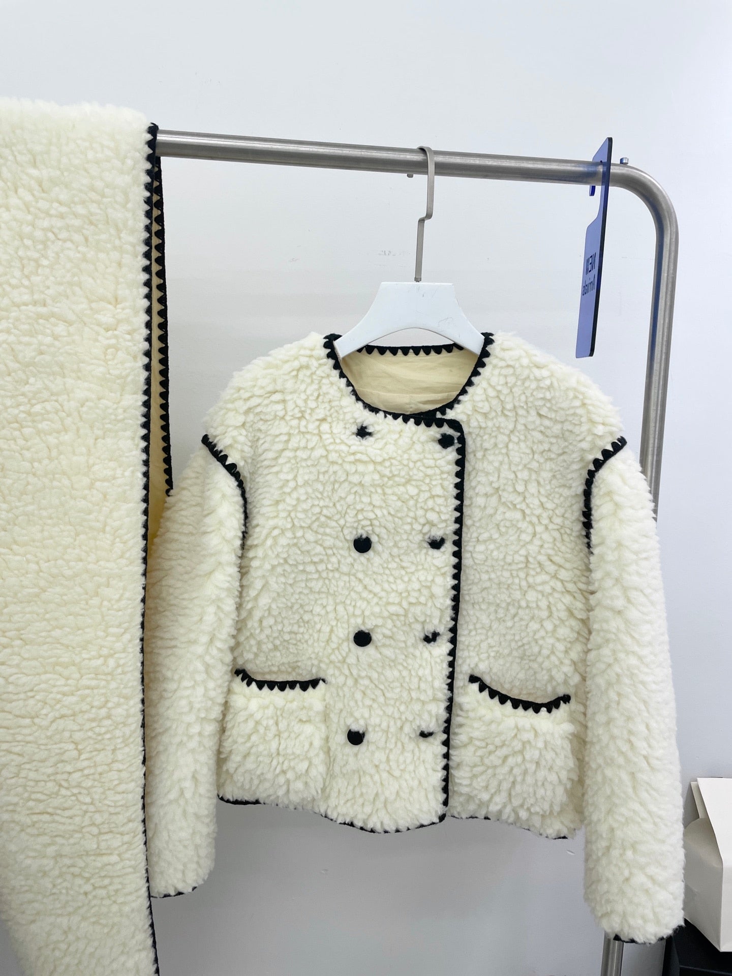 Winter New Women Fashion High Quality Double Breasted Warm Jacket Female Casual Outerwear Coat 2 Color Rmsx 8.22