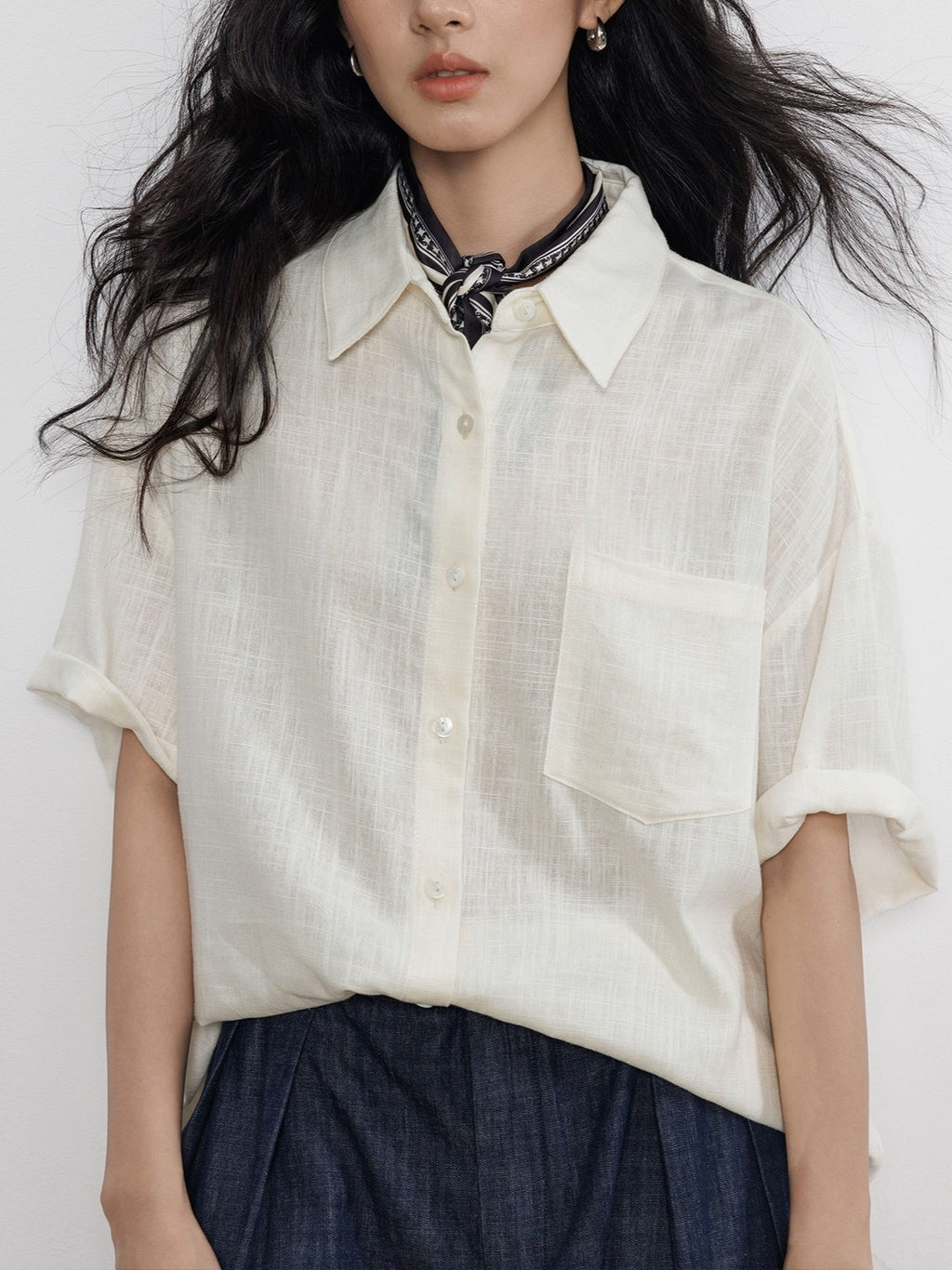 Loose Commute Shirt for Women Short Sleeve Casual Top with Rich Aesthetic
