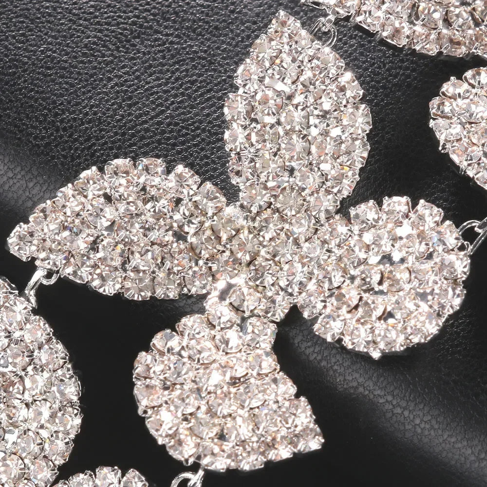Romance Rhinestone Flower Choker Necklace for Women Dress Collar Neck Accessories Statement Crystal Necklace Chain Jewelry