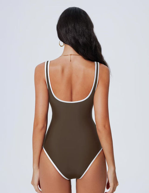 Backless swimsuit