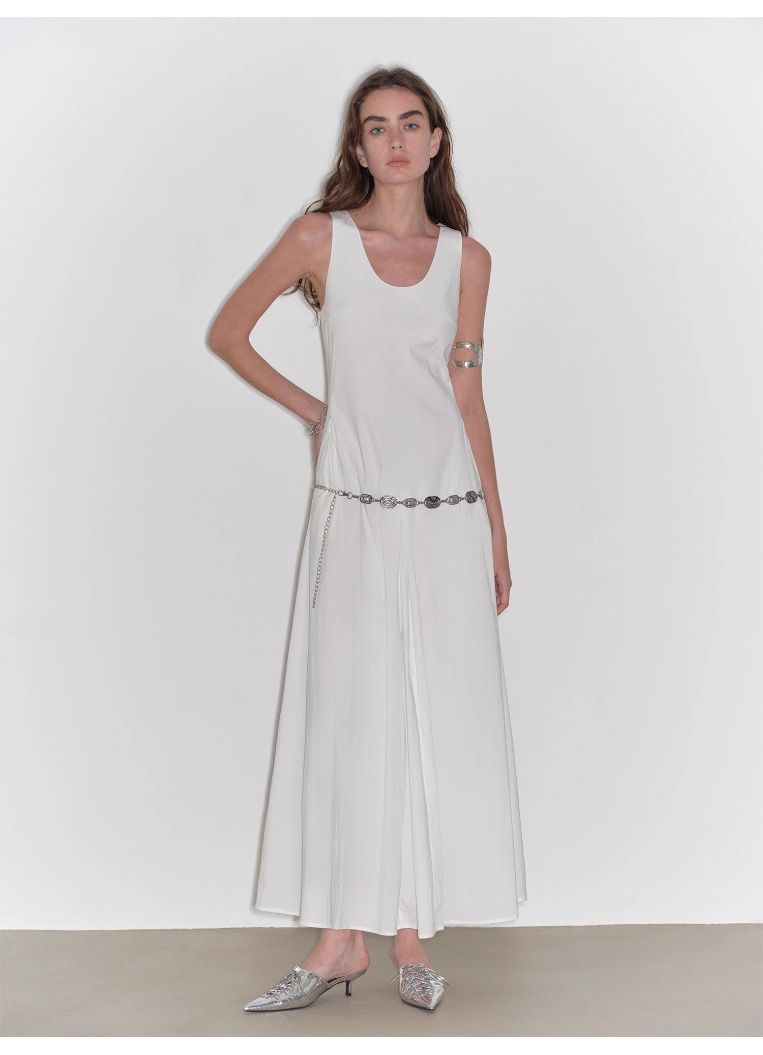 "Lake Bled" Simple and slim texture U-neck A-line slim fit vest dress