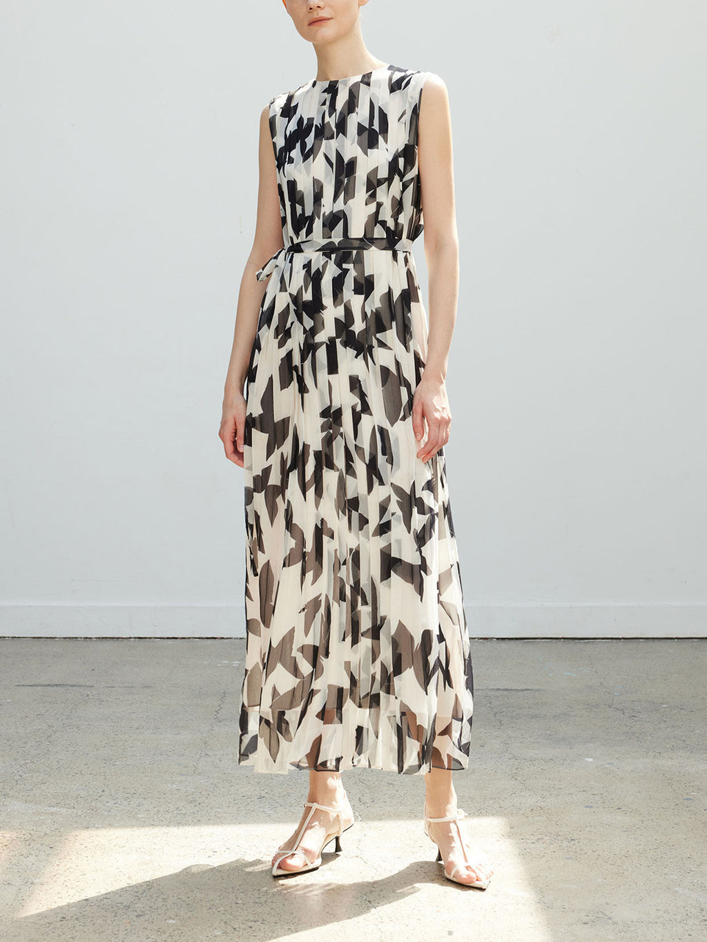 Vintage Salt-Style Elegant Piano Pleat Printed Unique Sleeveless Dress