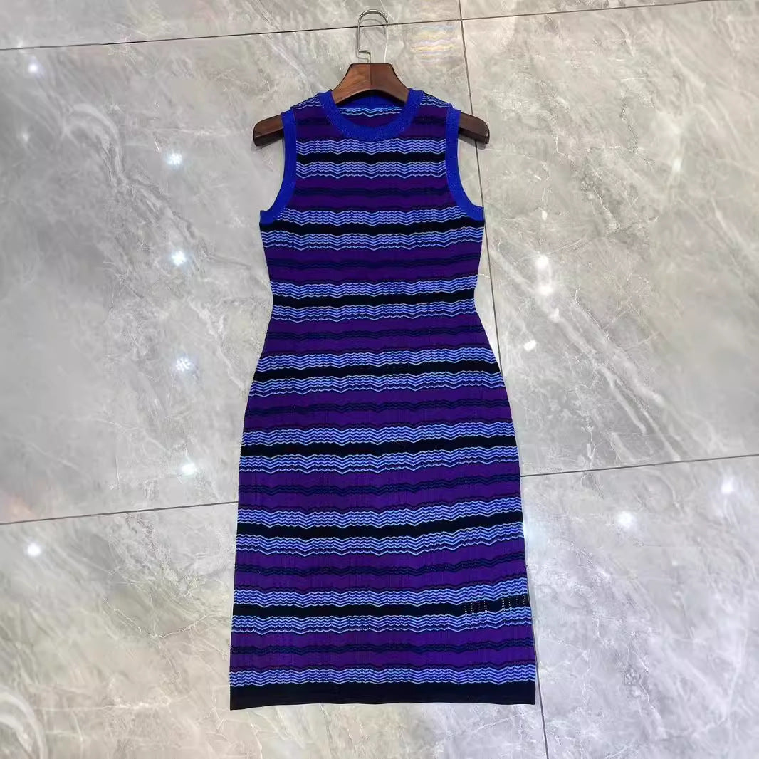 New sleeveless striped niche design commuting waist cinching jacquard knitted dress