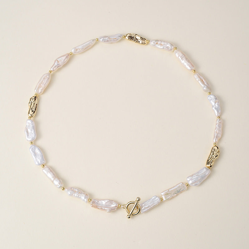 Fashion Classic And Generous Charm Women's Baroque Pearl Design Light Luxury Cool Style Round Word Buckle Necklace