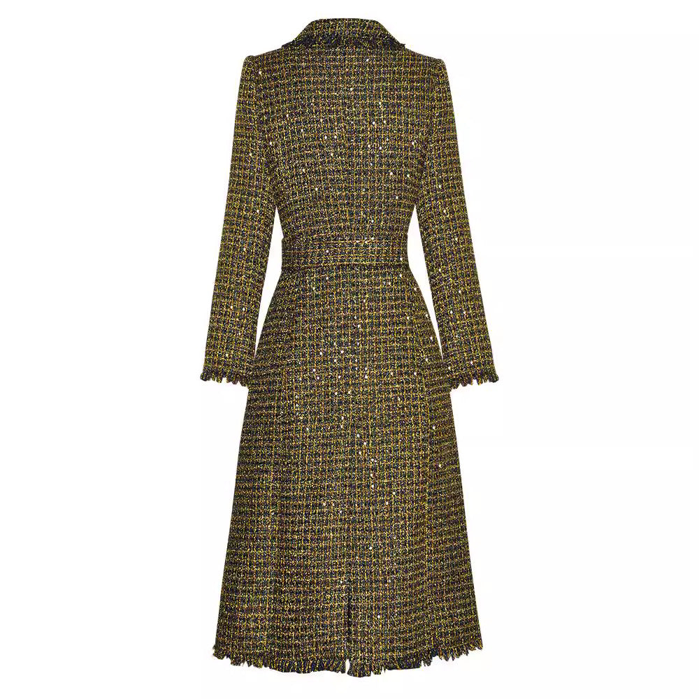 Golden plaid medium to long-length trench coat with a sense of design