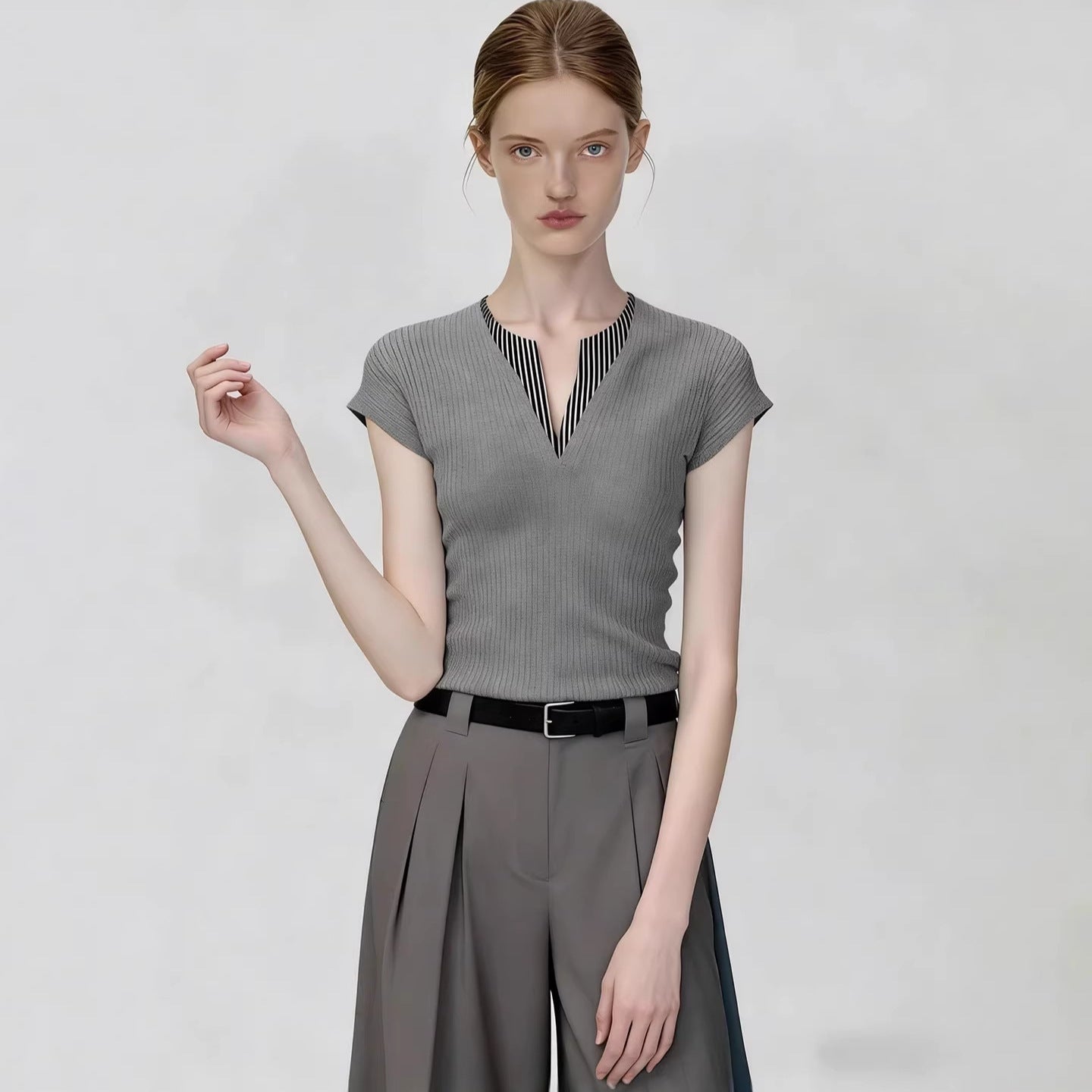 Short Sleeve T-Shirt Versatile Slim Fit  Gray V-Neck Sexy Knit Top