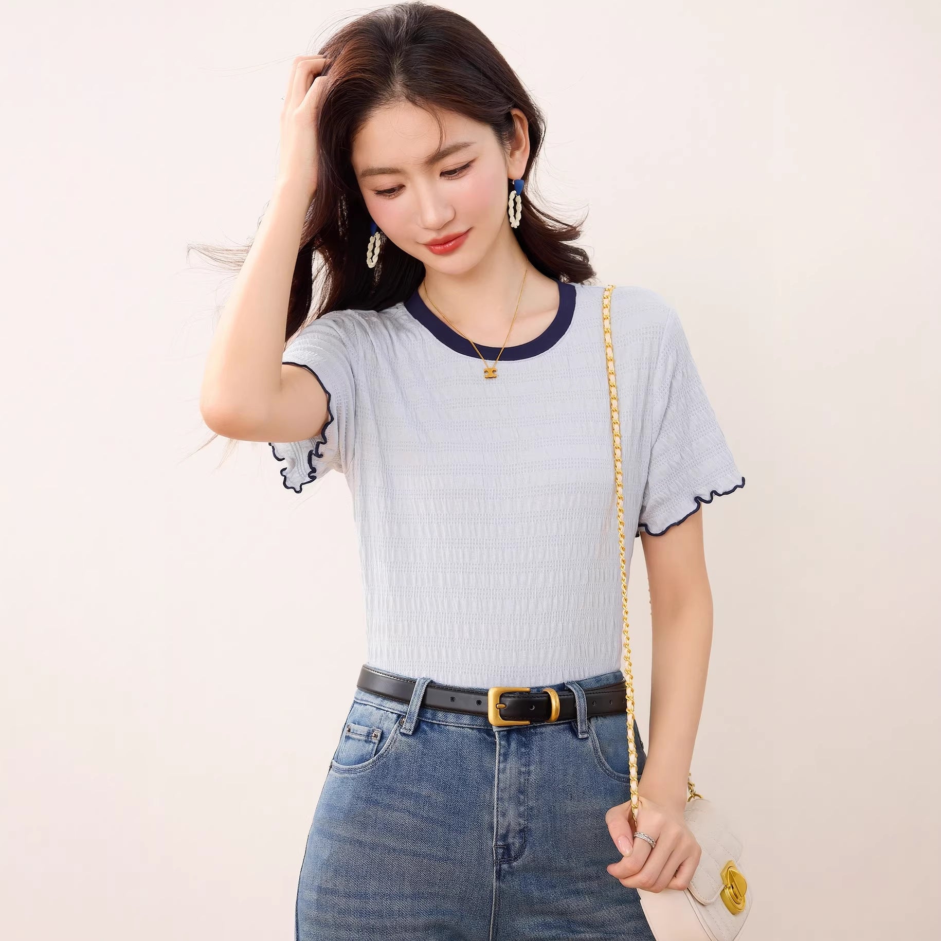 Ruffled Color-Blocked Short Sleeve T-Shirt for Women Fashionable Slim Fit Design, Stylish Top