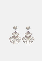 Fan-shaped earrings