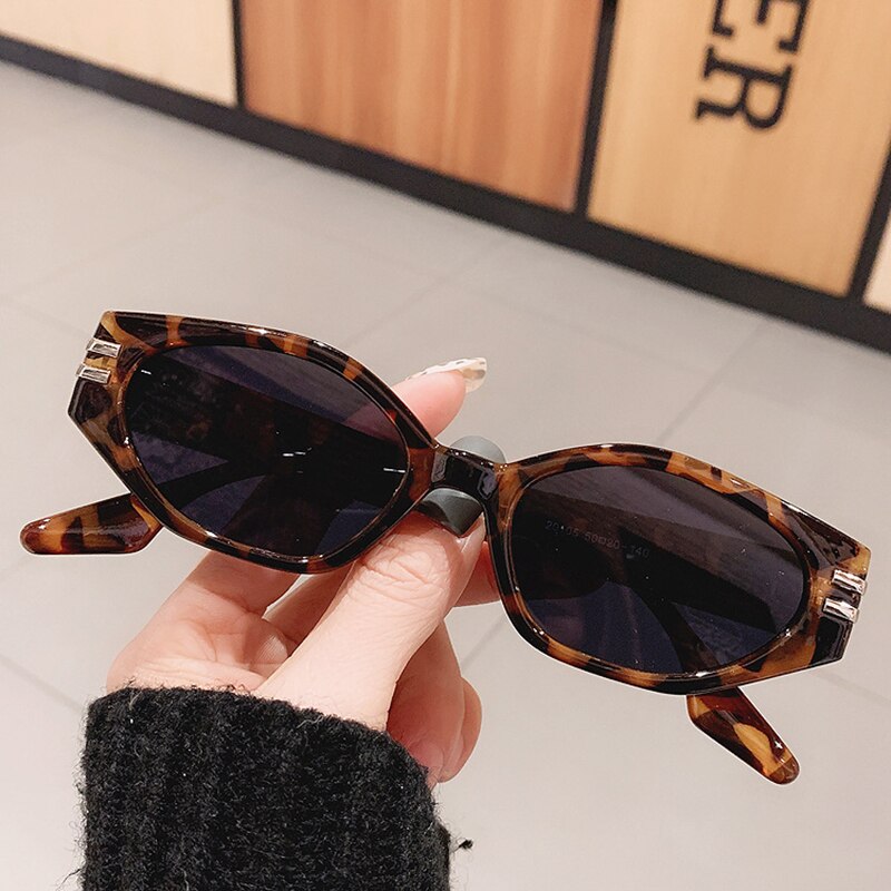 Fashion Vintage Cat Eye Sunglasses Women Men Luxury Brand Designer Popular Travel Small Frame Sun Glasses Sexy Ladies UV400