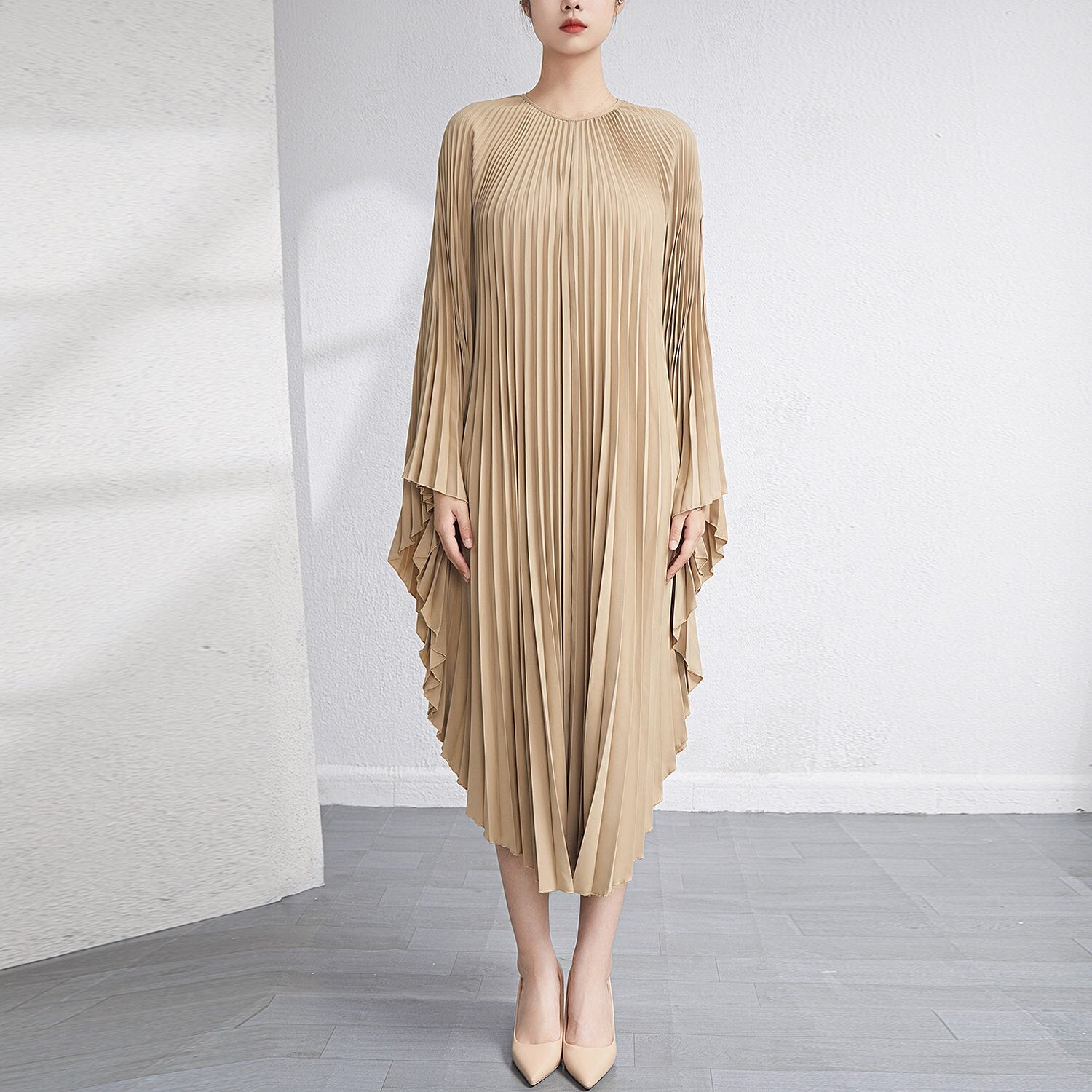 Pleated Fold Fashion Designer Spring Summer Women's Long Pleated Irregular Loose Sleeve Casual One Size Dress