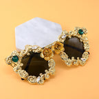 Cat Eye Sunglasses Women Luxury Gold Hollow Diamond Frame Brand Designer Sunglasses for Ladies Girls Shades