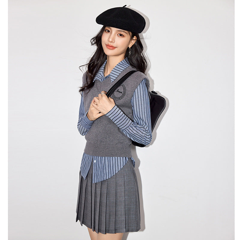 Striped V-Neck Long Sleeve Cotton Shirt for Women, Loose Fit, Layering Knit Vest Style, Autumn Winter Fashion
