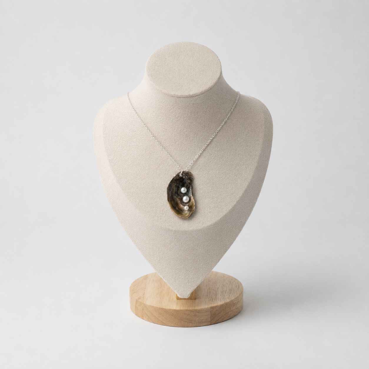 Collins Pendant Necklace