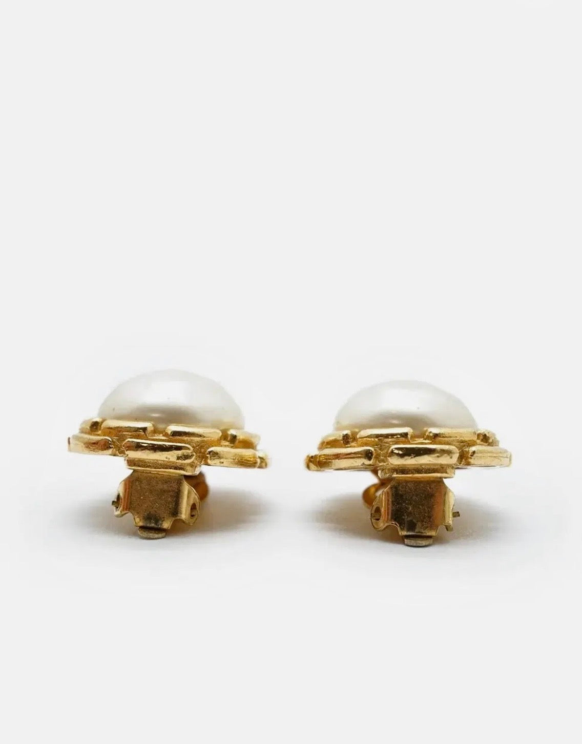 Vintage 1950 Clip Pearl Earrings