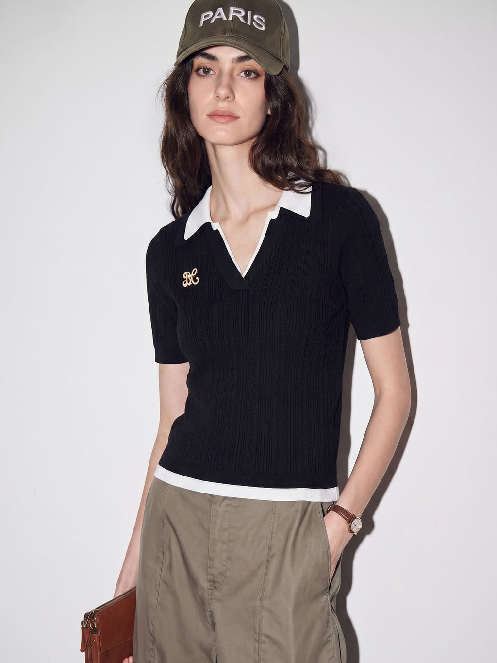 Chic Color-Blocked Slim Fit Knit Top for Women, Short Sleeve, Turn-Down Collar, Lightweight, Casual Black T-Shirt