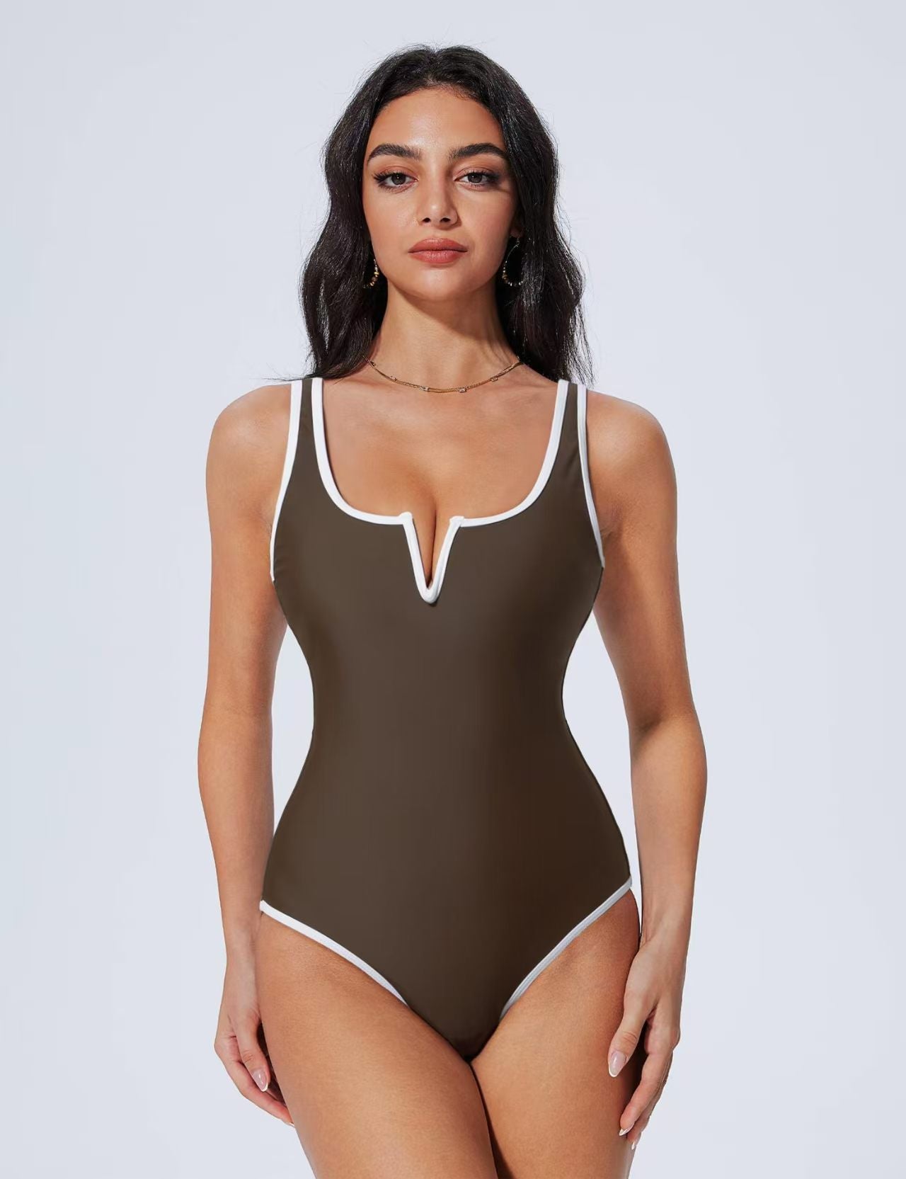 Backless swimsuit