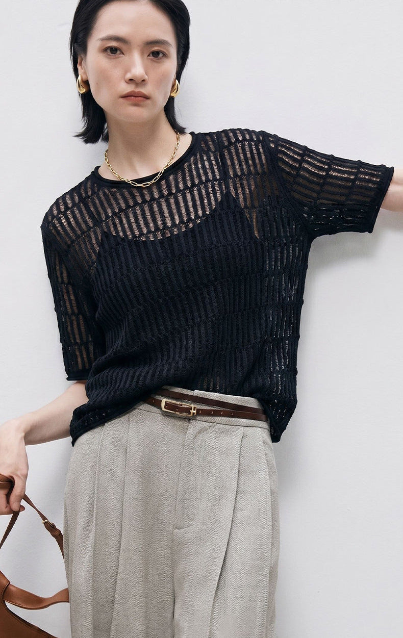 Hollow-Out Top