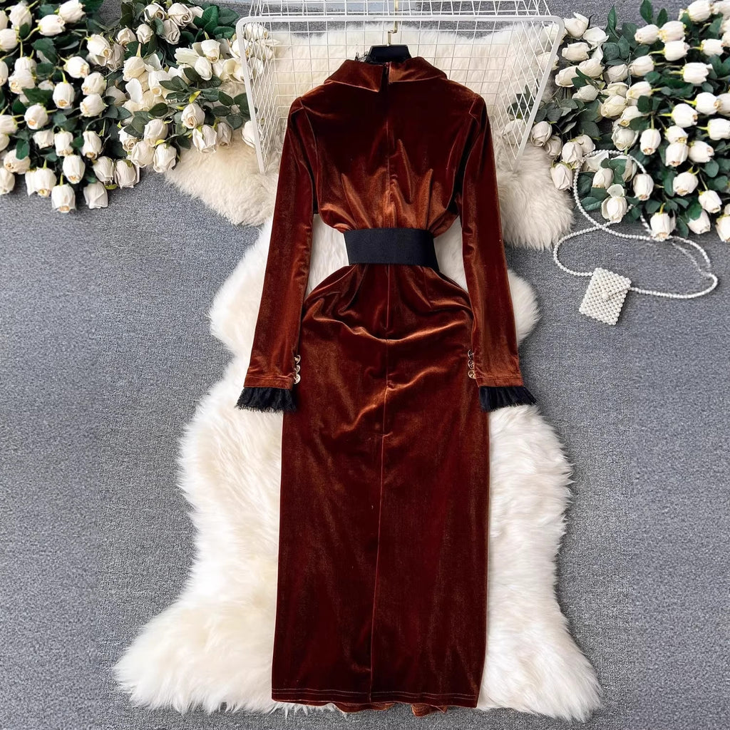 Yujie retro long sleeved gold velvet dress for women, high-end light luxury temperament, suit collar, cinched waist, metal buckle