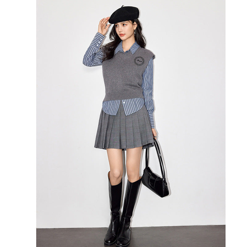 Striped V-Neck Long Sleeve Cotton Shirt for Women, Loose Fit, Layering Knit Vest Style, Autumn Winter Fashion