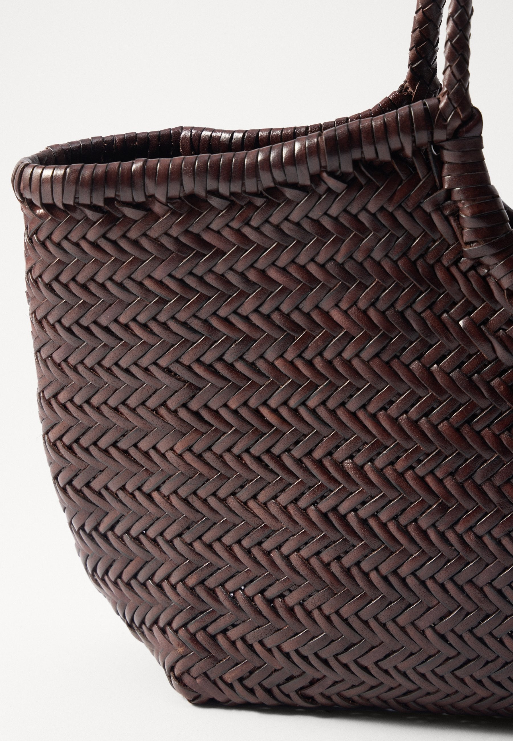 Quilted woven bag
