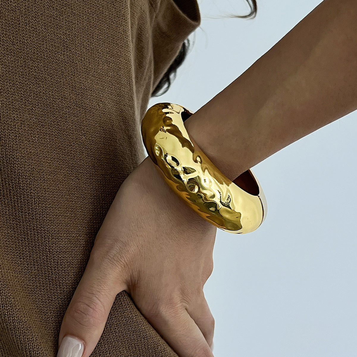 Round wide grain bracelet
