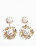 Hollow Flower Pearl Earrings