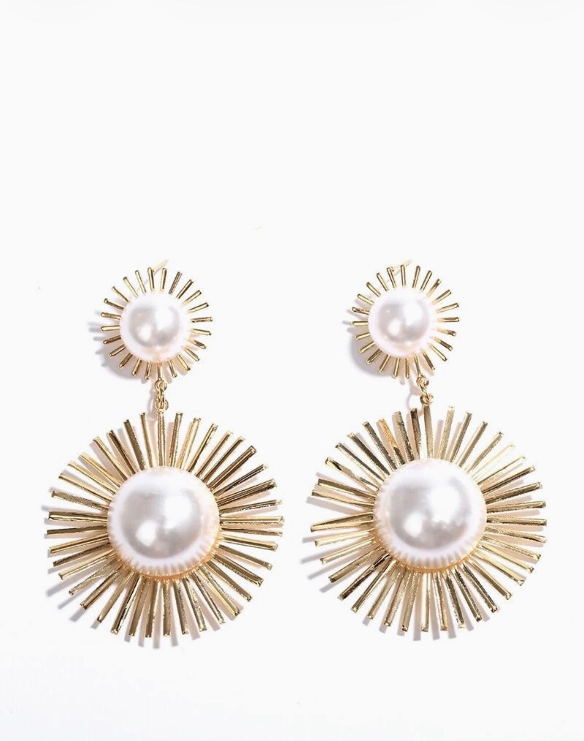 Hollow Flower Pearl Earrings