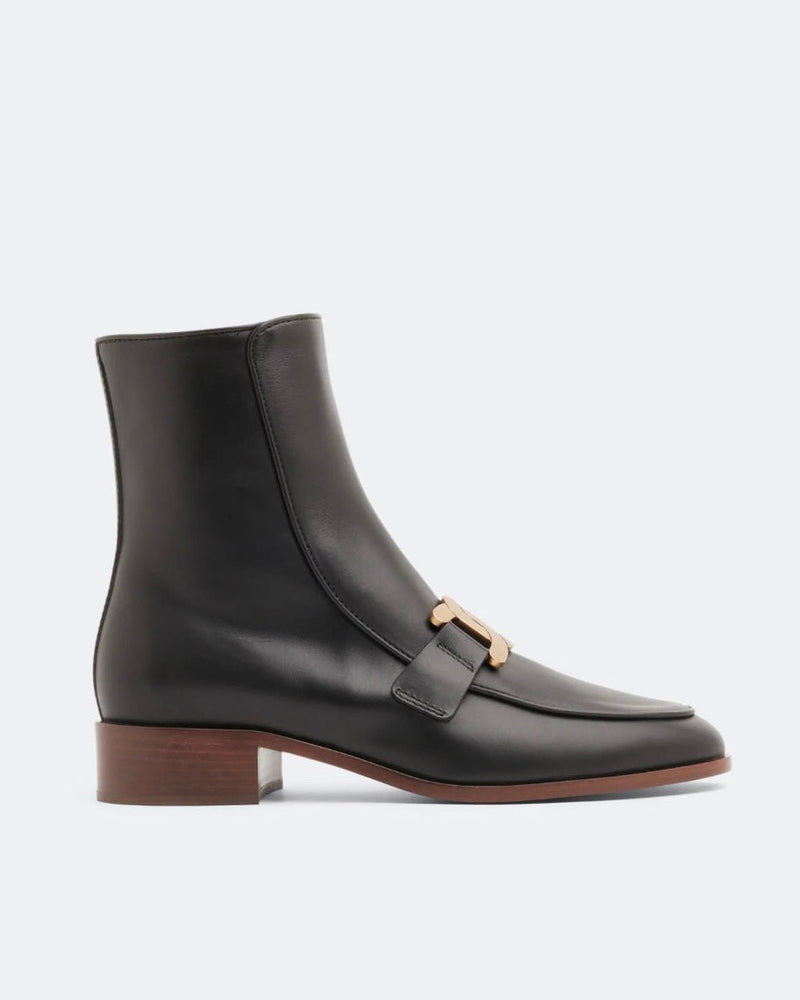Chelsea Leather Boots