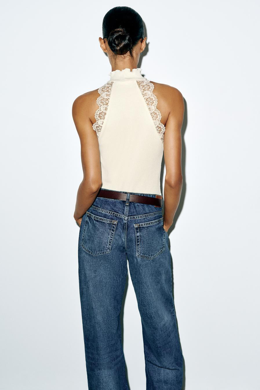 Versatile lace ribbed T-shirt
