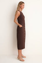 Cinching sleeveless dress