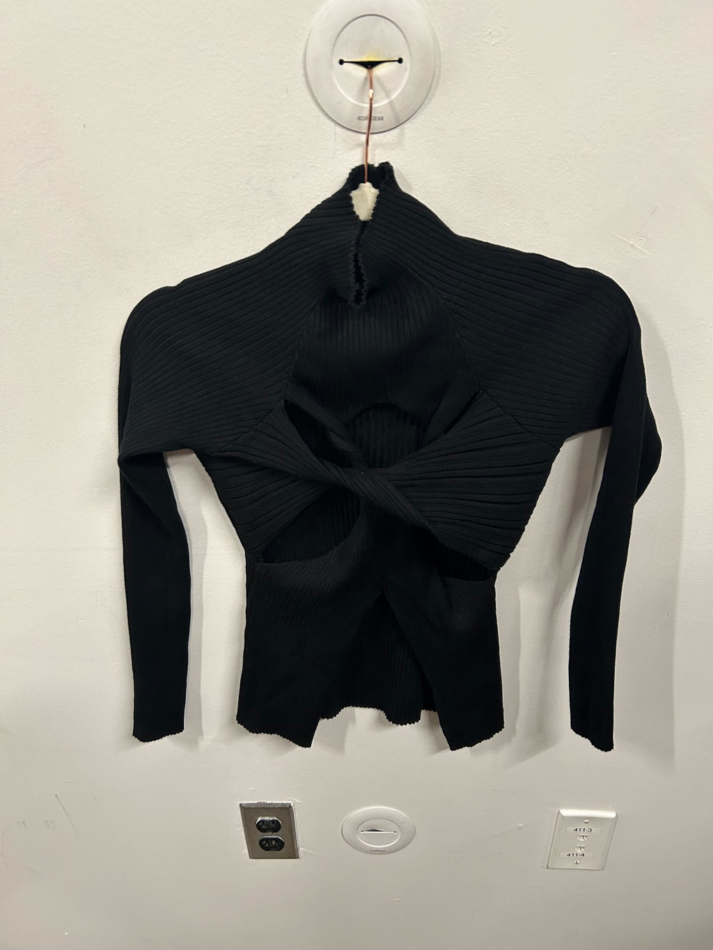 Onyx Sculptural Cutout Knit Set-1