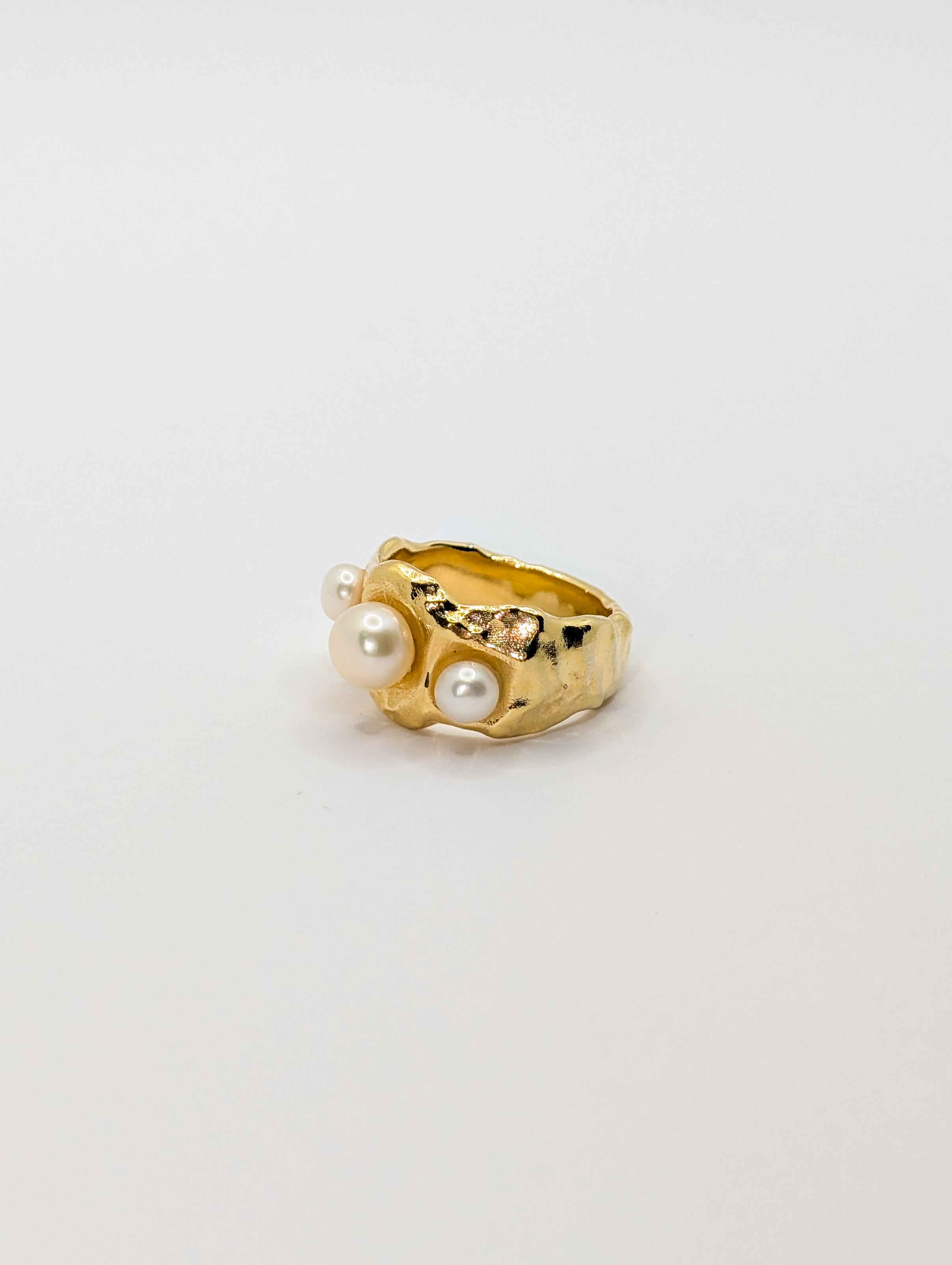 Gold Coral Textured Chunky Pearl Ring