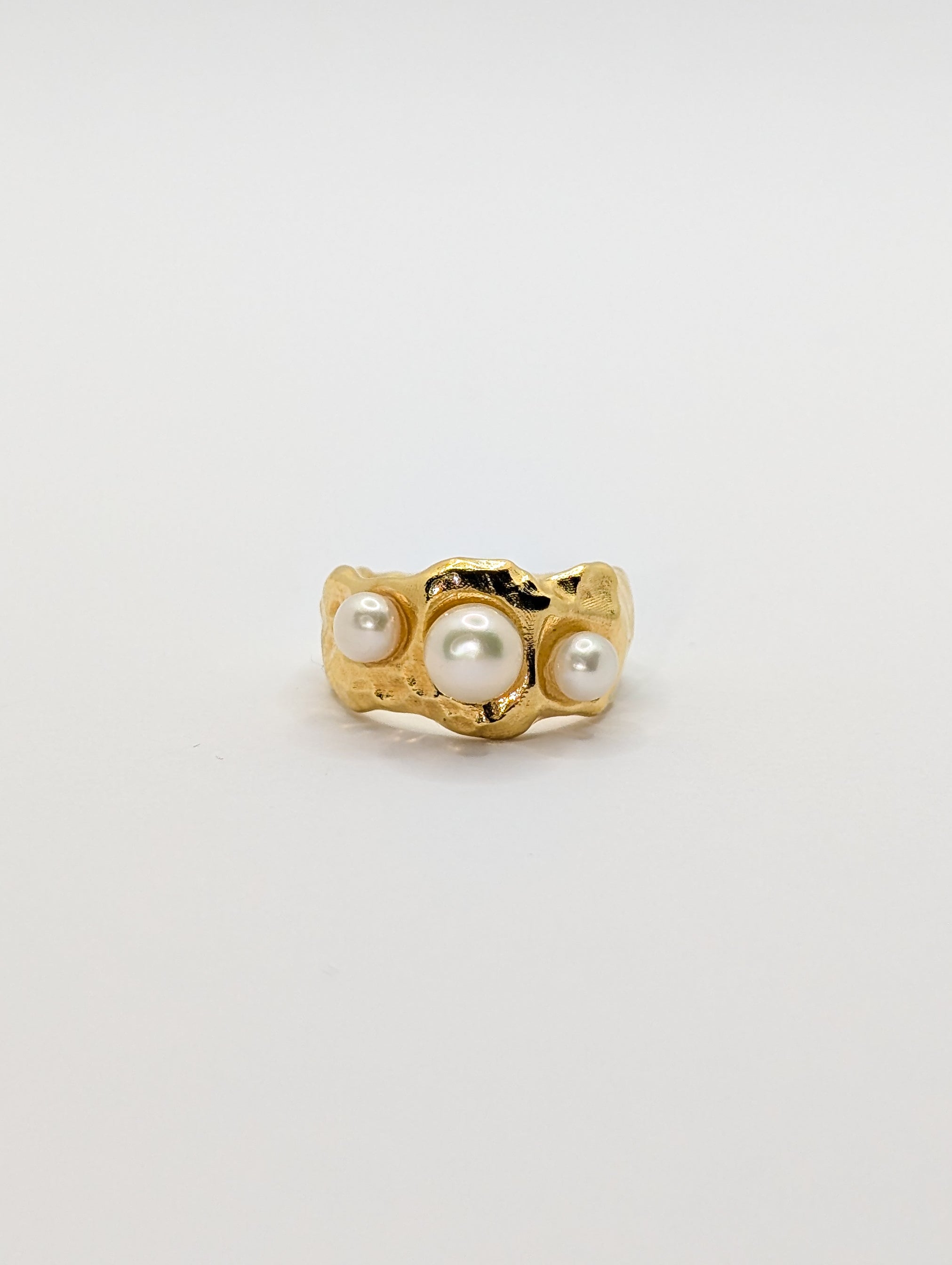 Gold Coral Textured Chunky Pearl Ring