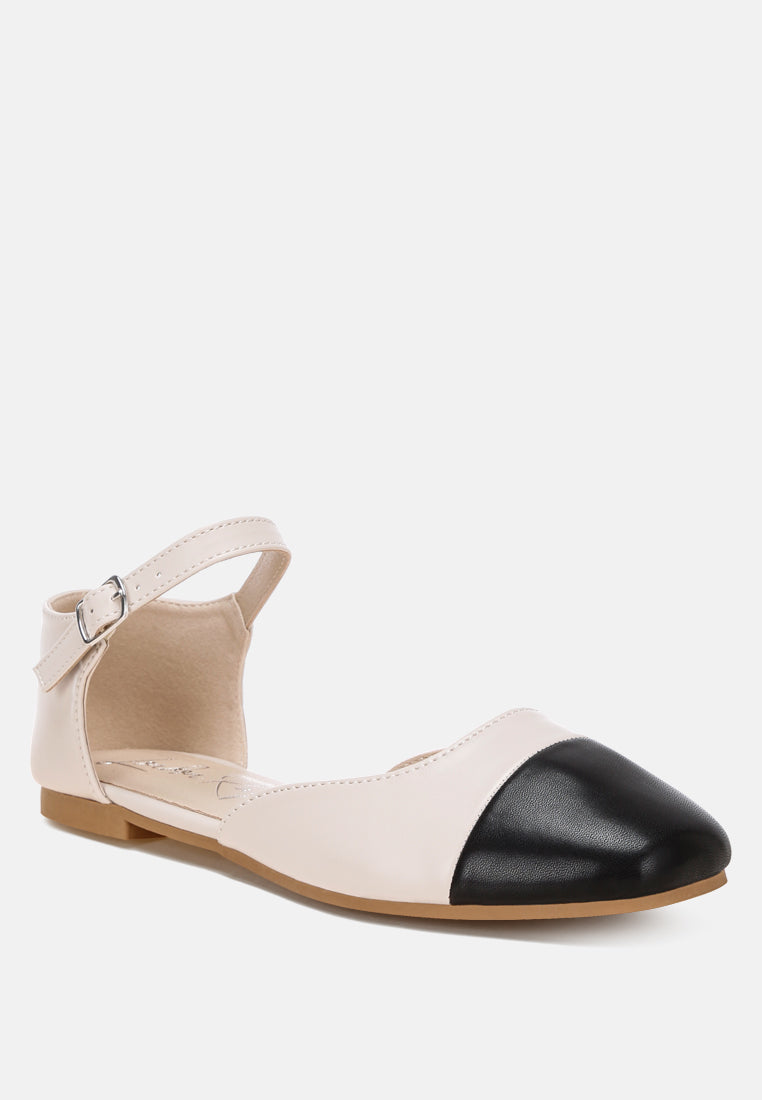 Clevea Dual Tone Pin Buckle Ballet Flats