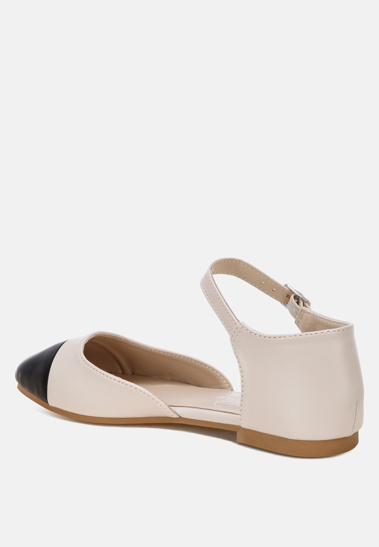 Clevea Dual Tone Pin Buckle Ballet Flats