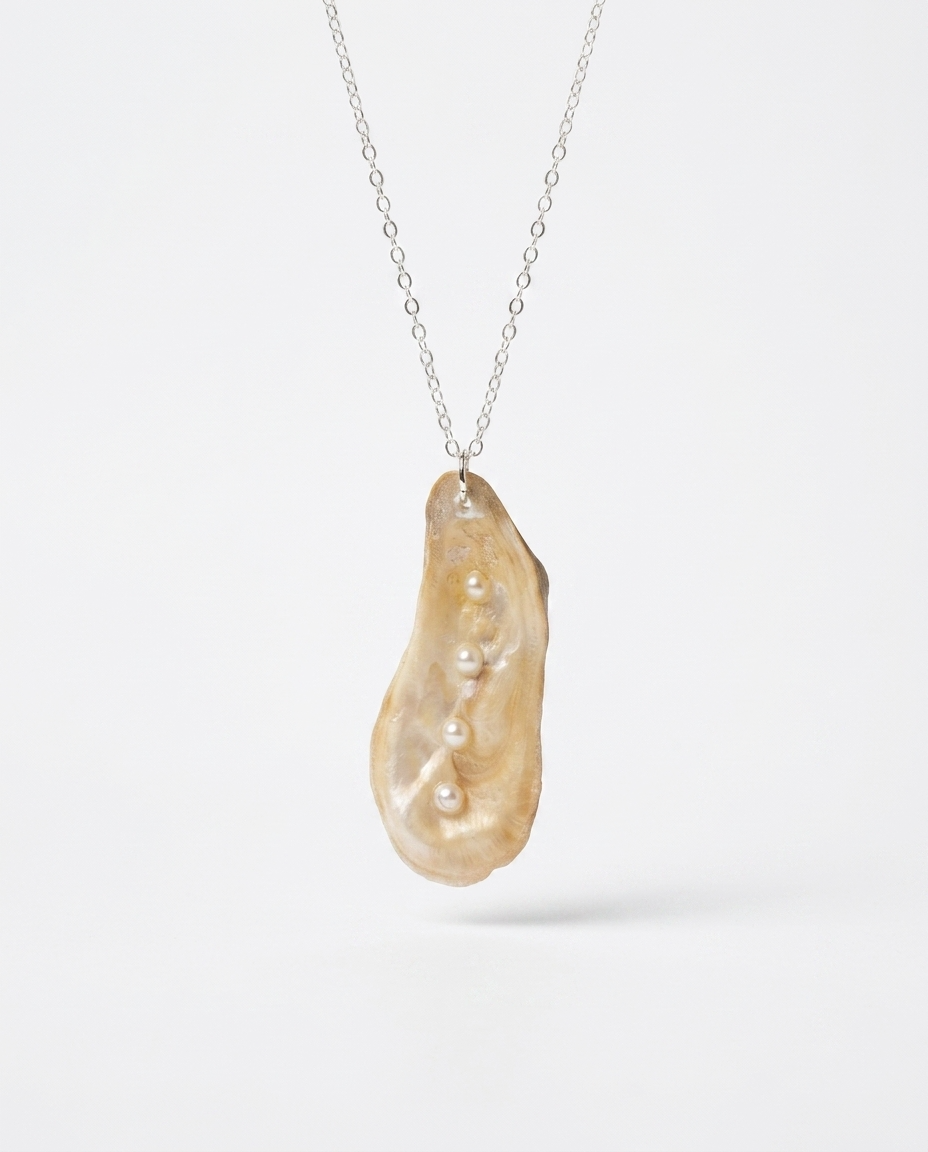 Madeline Pendant Necklace