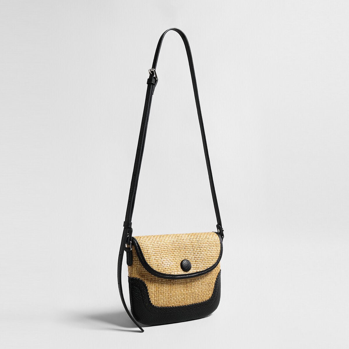 Handwoven Straw Saddle Crossbody – Summer Flap Bag with Calfskin Leather Trim