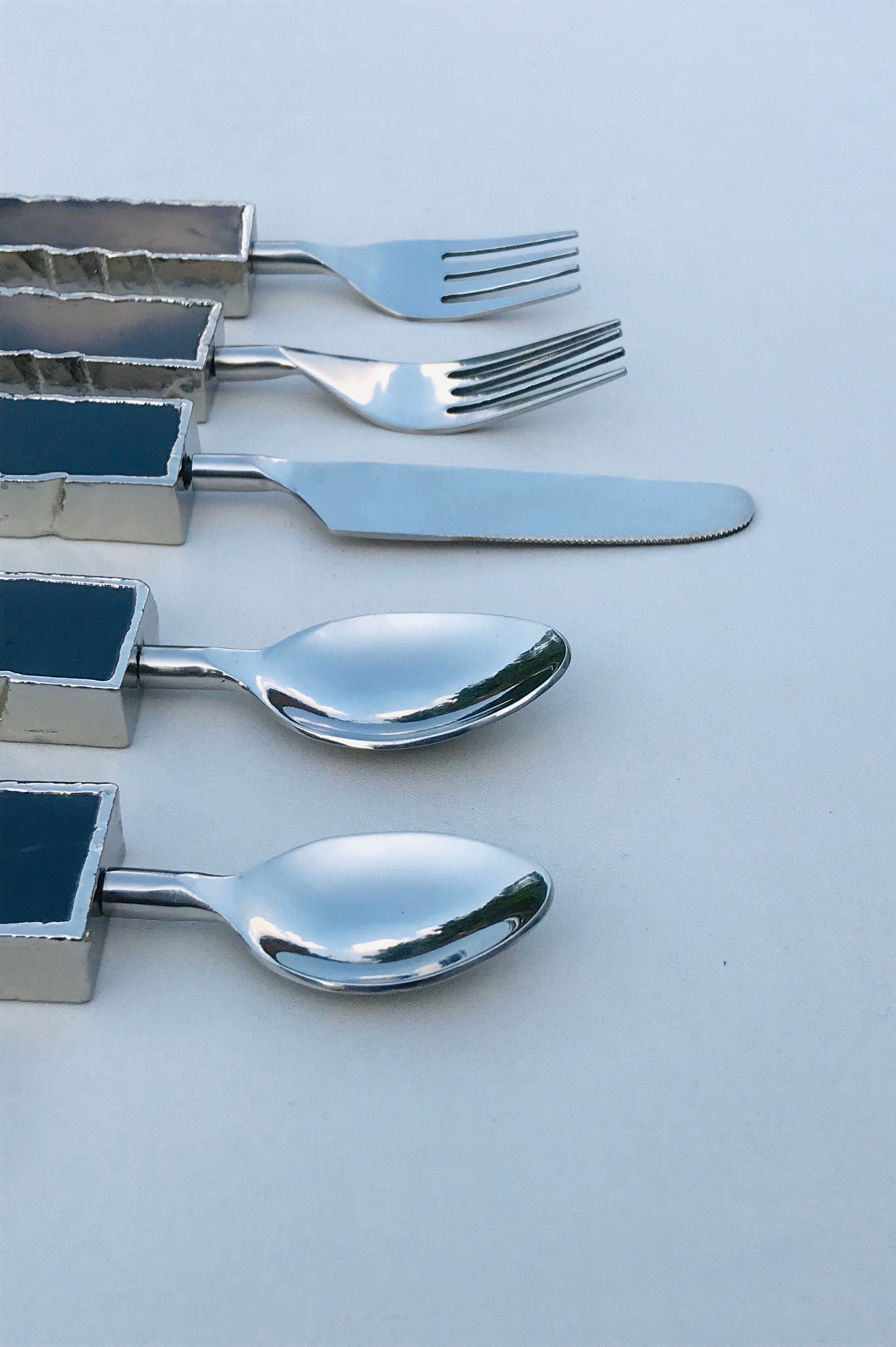 Set of 5 Pieces Black Agate Cutlery
