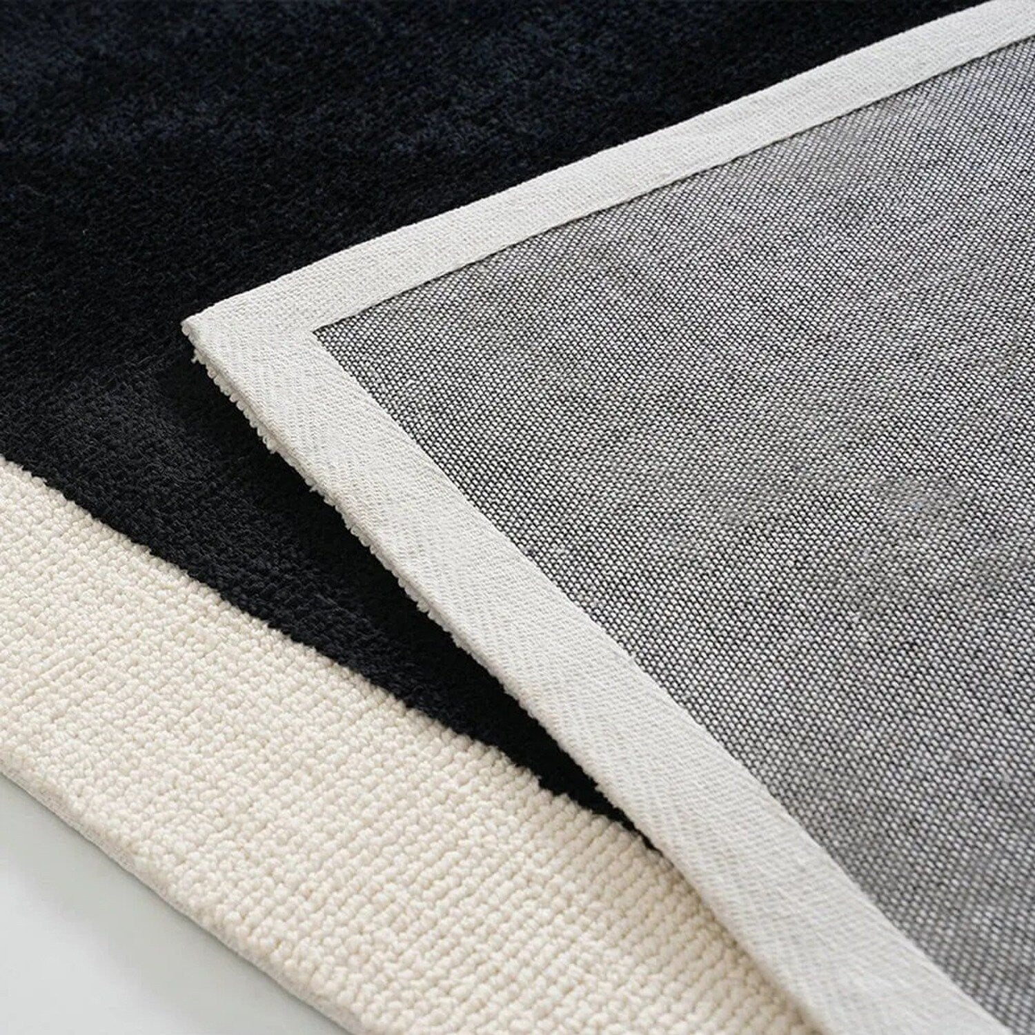 Black and White | Abstract Design - Handcrafted Rug/Carpet | Pure New Zealand Wool | Hand Tufted | High Pile | High Density | Yarn Dyed