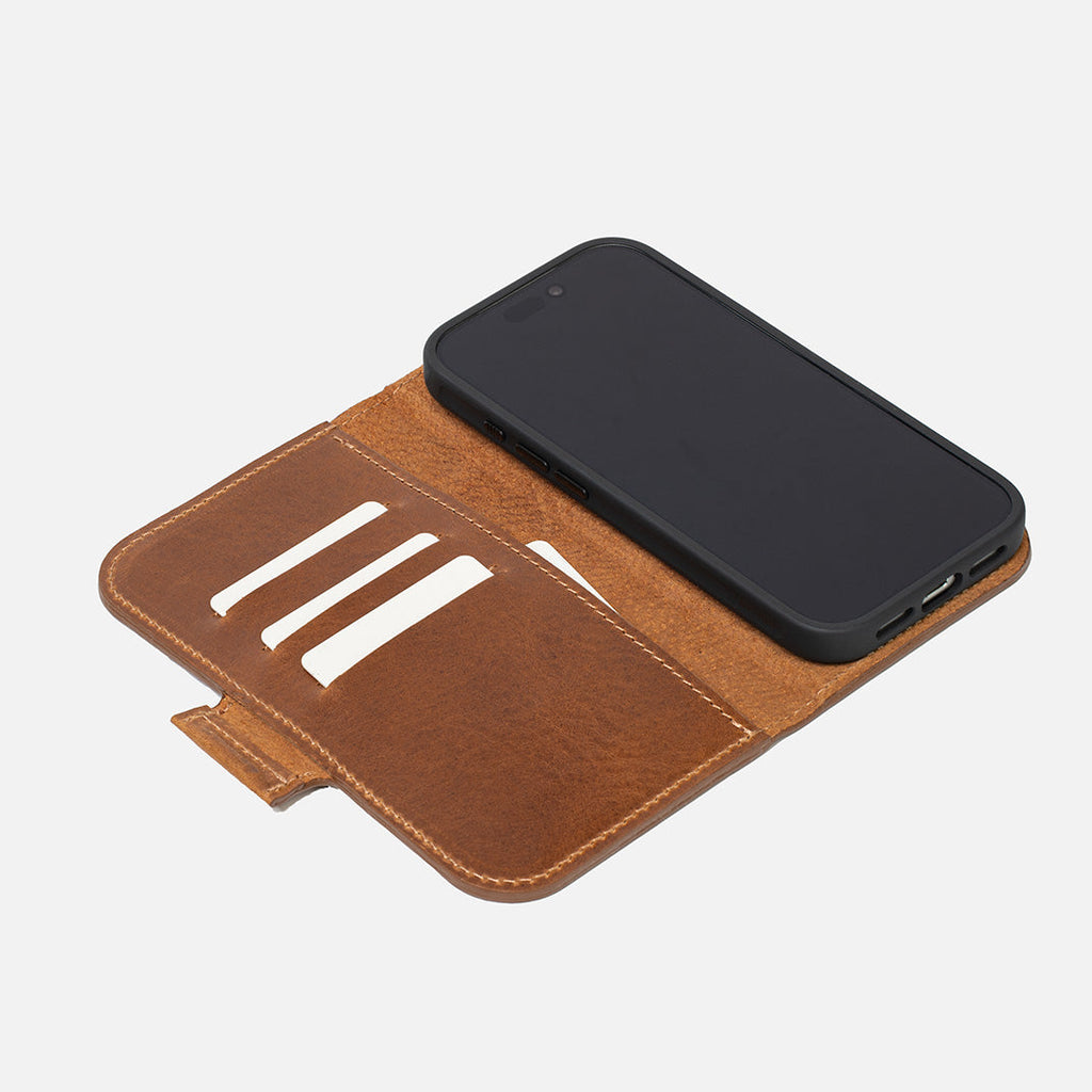 Leather Folio Case for iPhone 17 Series with MagSafe - Classic 5.1