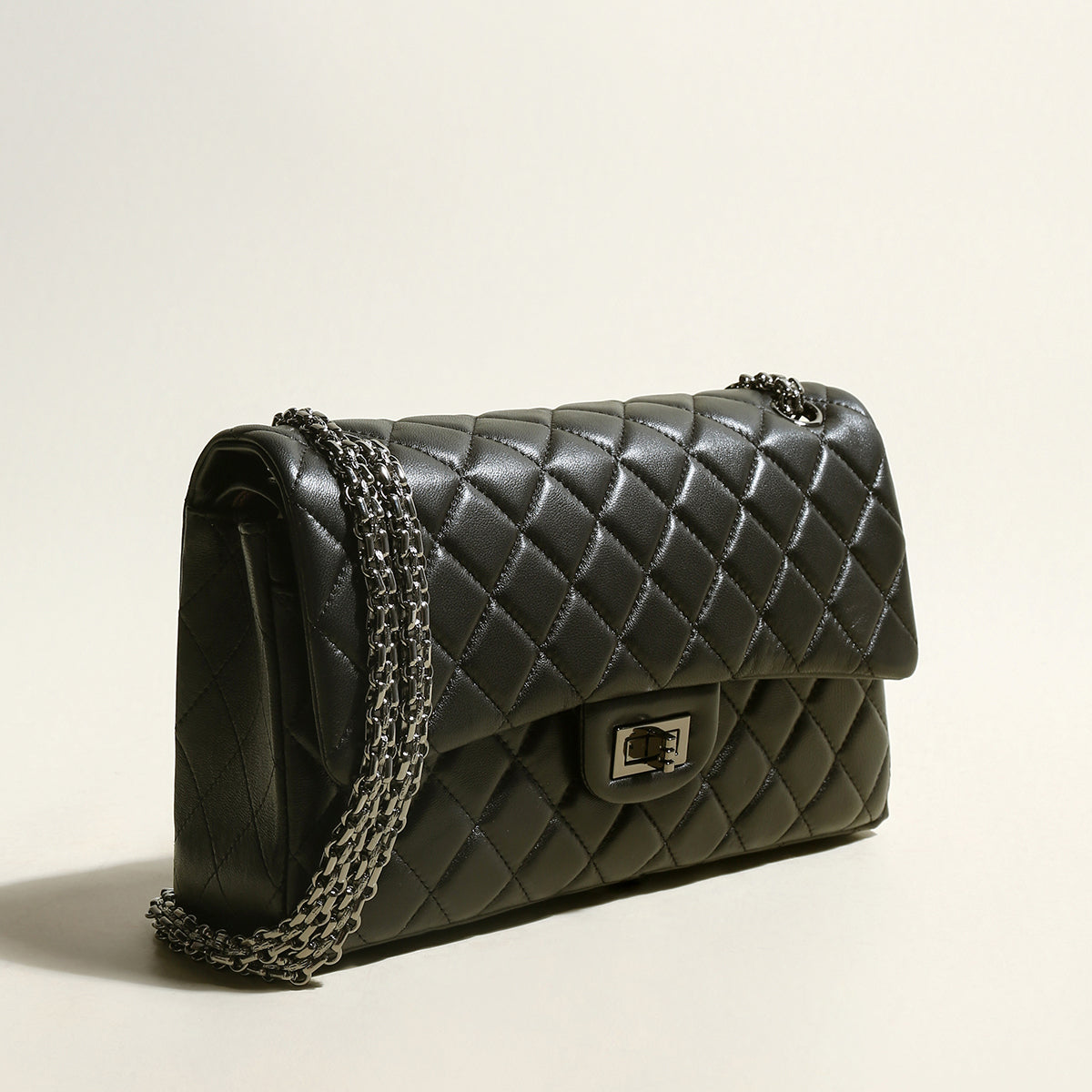 Large Black Quilted Lambskin Leather Flap Shoulder Bag – Diamond Quilted Chain Strap Crossbody