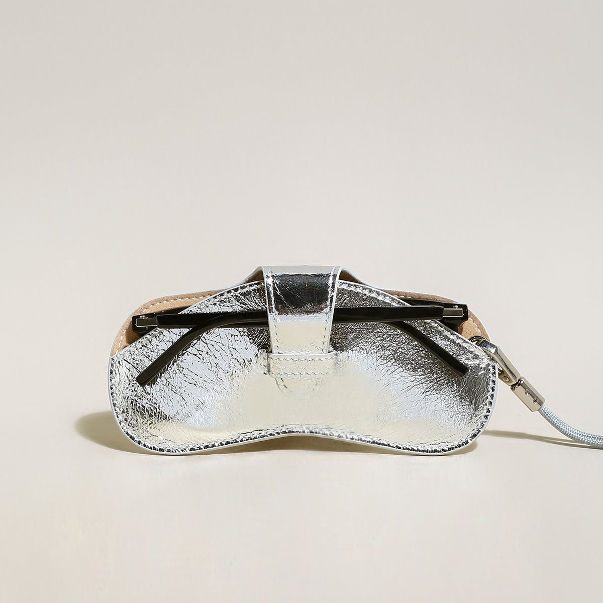 Leather Sunglasses Wrist Pouch – Cowhide Eyewear Case