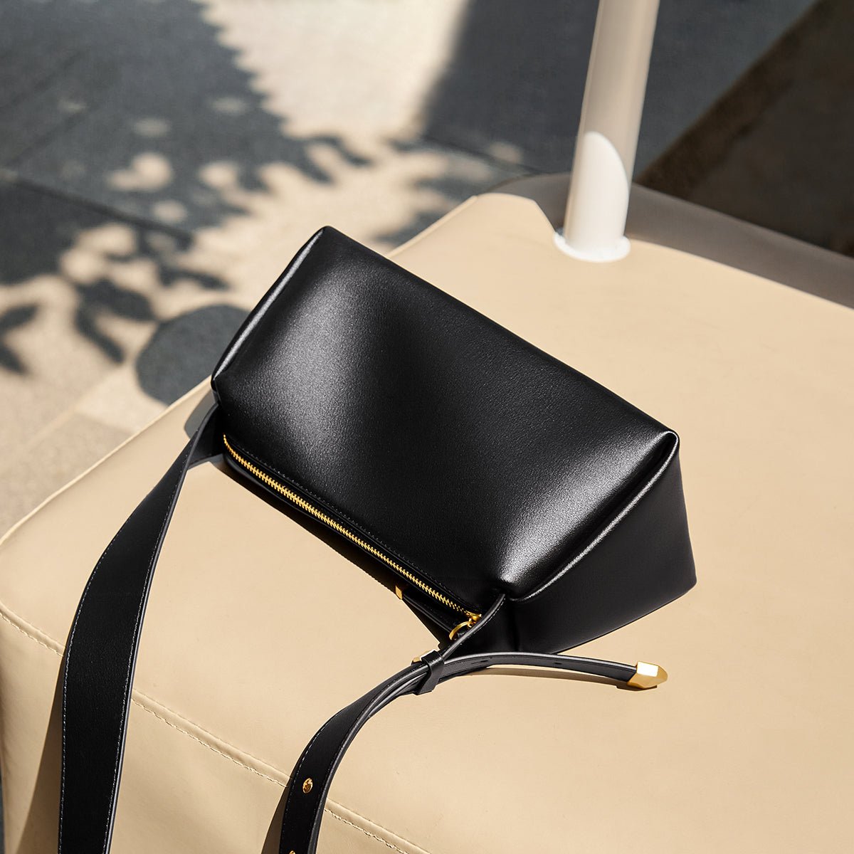 Minimalist Leather Baguette Shoulder Bag