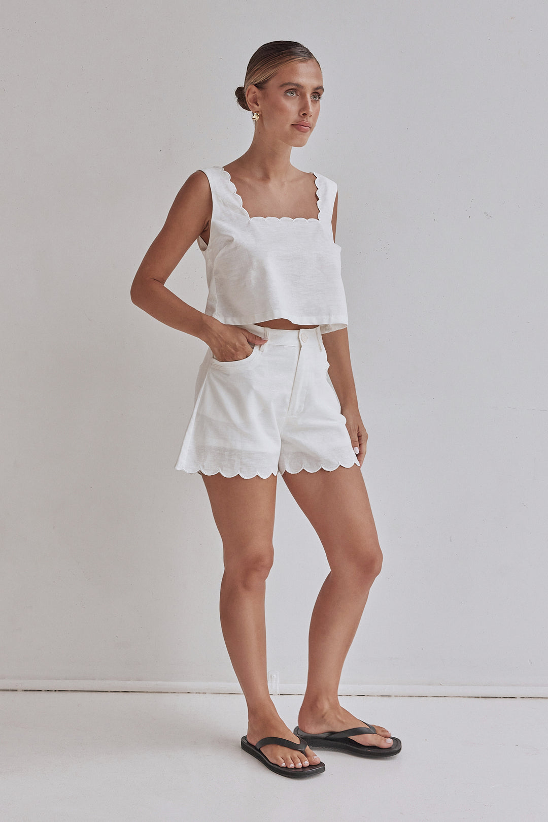 White Linen Shorts with Scalloped Hem – Lightweight & Chic